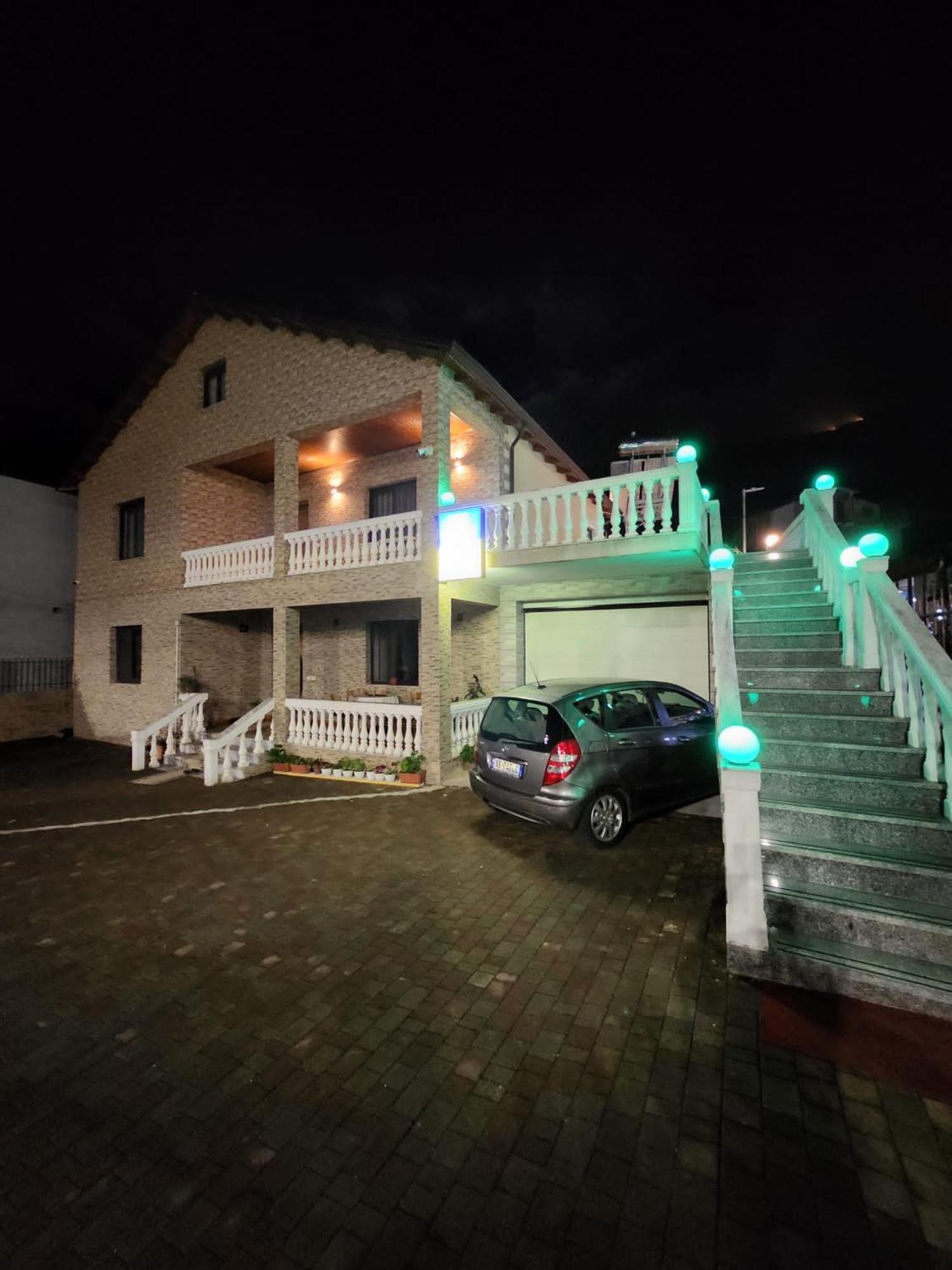 Hotel Casa Vacanze Shiroke Екстериор снимка
