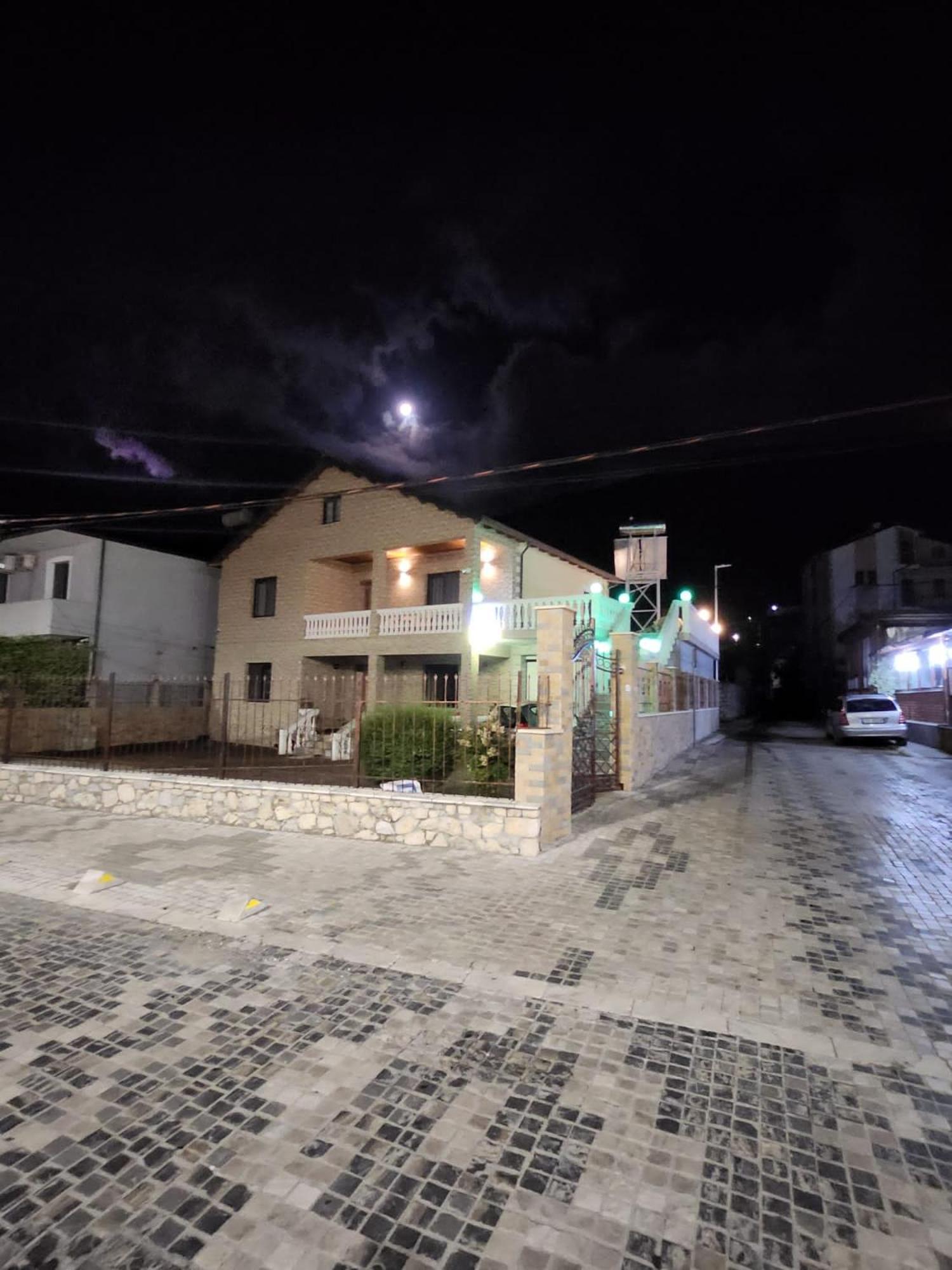 Hotel Casa Vacanze Shiroke Екстериор снимка
